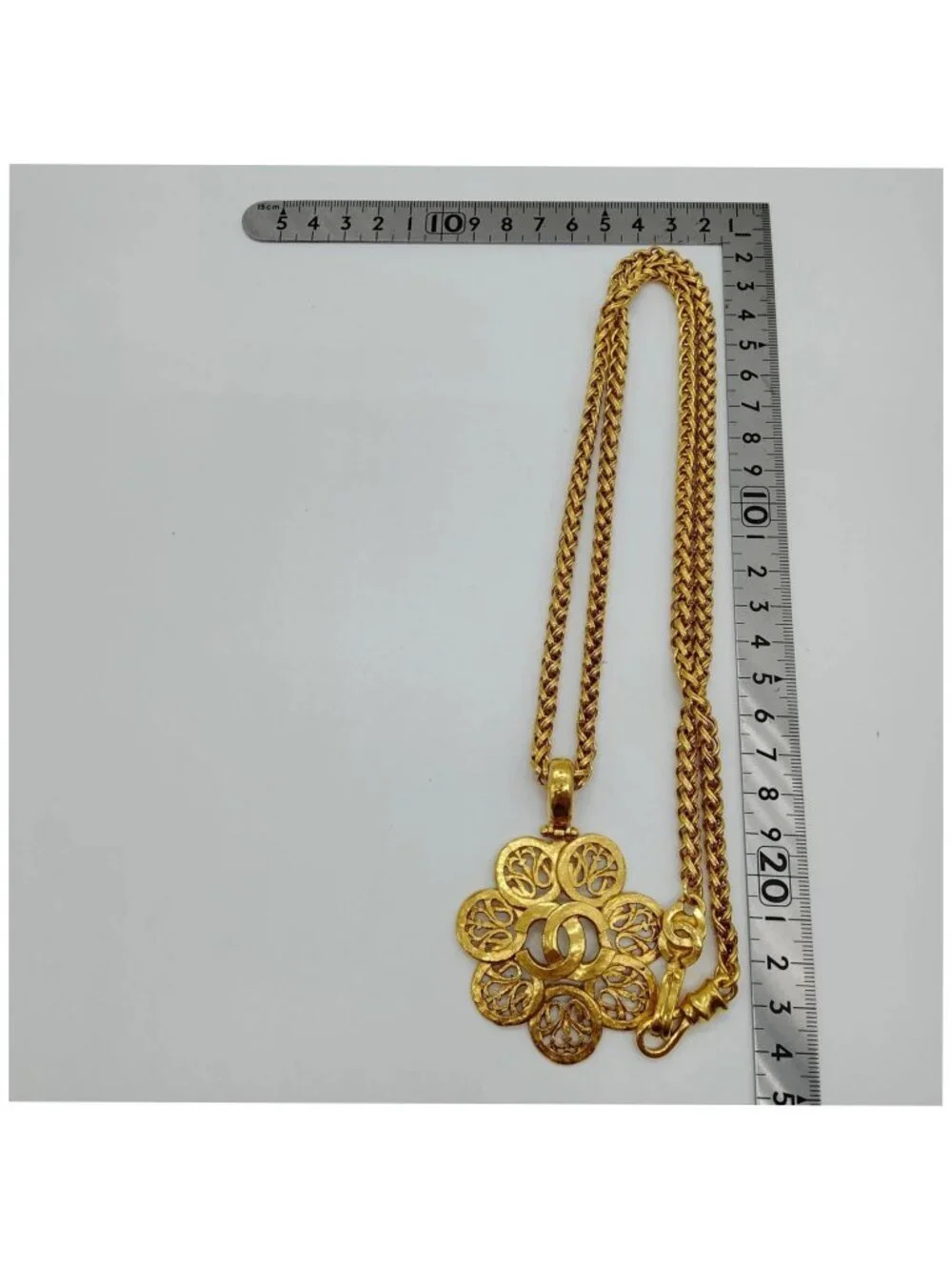 Authentic Chanel CC Camellia Gold Tone Pendant Necklace Vintage